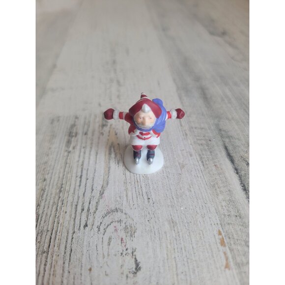 Dept 56 Mrs claus peppermint skating party village accessory xmas - Picture 1 of 5